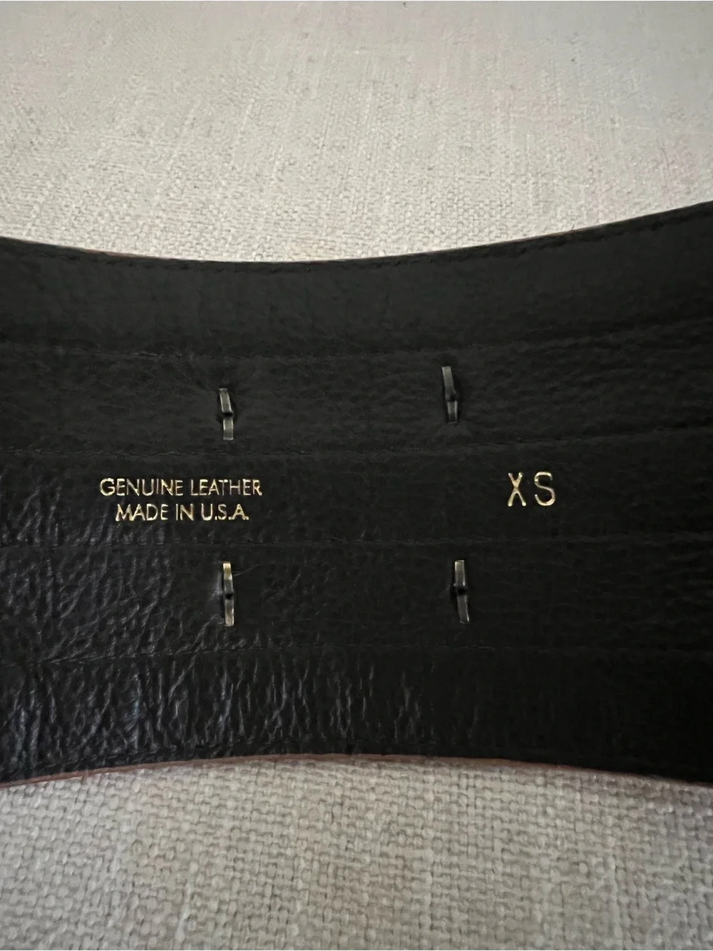 Stunning Oscar de la Renta Italian Leather Triple Buckle Studded Belt Tan XS